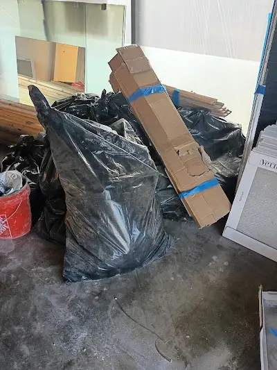 Reliable Junk Hauler Reliable Junk Hauler